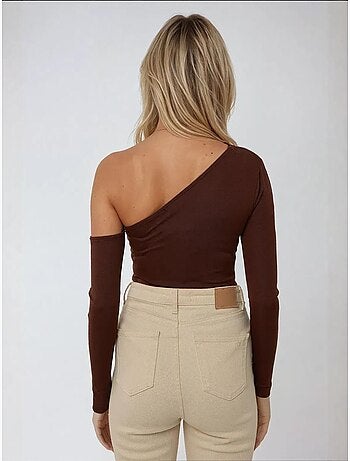 Corpo drappeggiato con colletto asimmetrico
