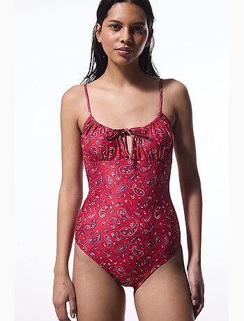 Costume da bagno con motivo etnico e bandana penti