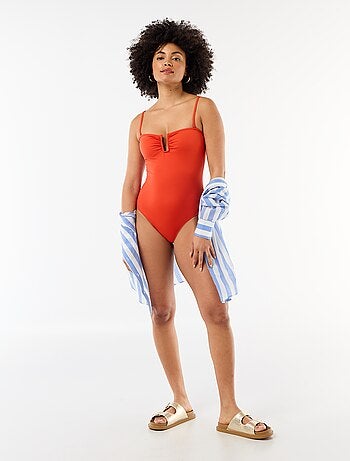 Costume da bagno intero con scollo quadrato