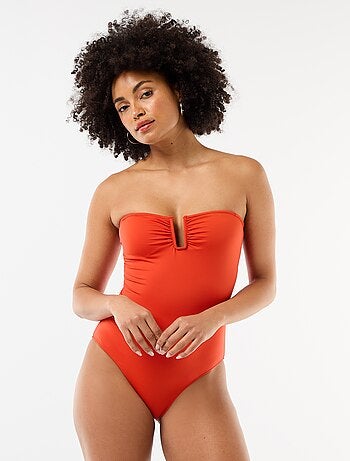 Costume da bagno intero con scollo quadrato