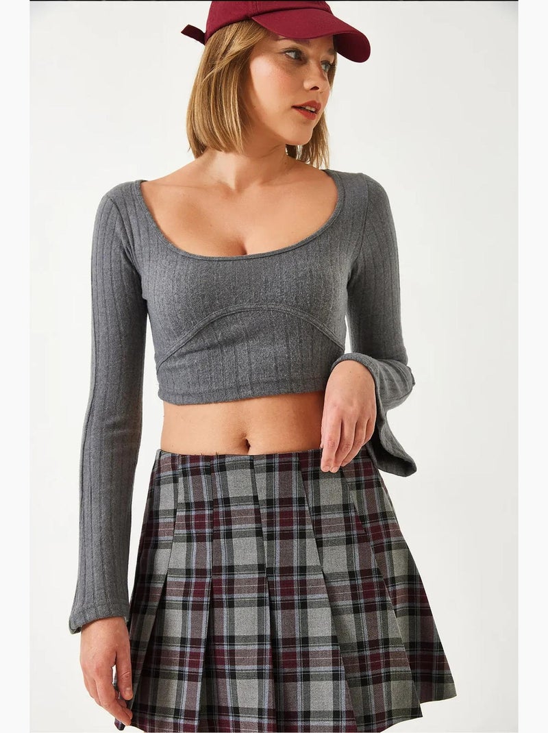 Crop top con dettagli di cucitura lucci Grigio nero - Kiabi