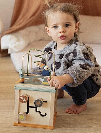 Cubo di attività in legno