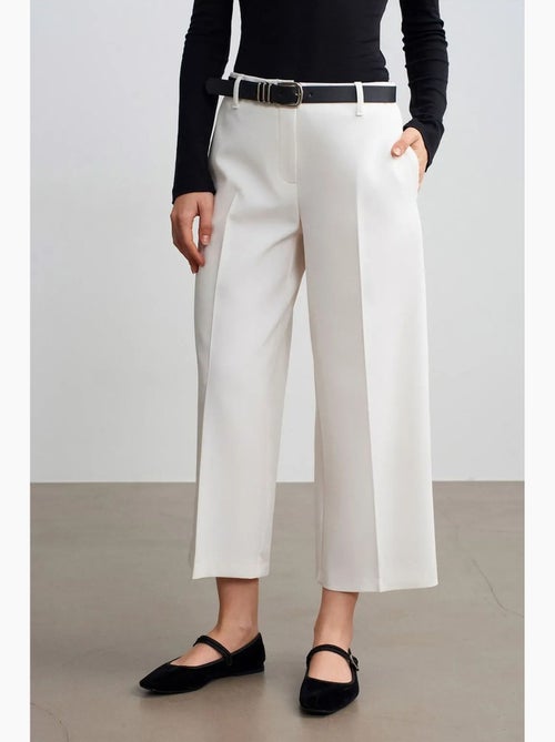 Culotte in crêpe a vita alta con cintura dilvin - Kiabi Culotte in crêpe a vita alta con cintura dilvin - Kiabi