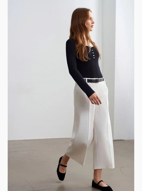 Culotte in crêpe a vita alta con cintura dilvin - Kiabi Culotte in crêpe a vita alta con cintura dilvin - Kiabi