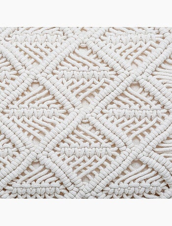 Cuscino in macramè con frange