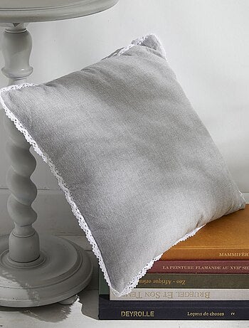 Cuscino sfoderabile con pizzo 'Today'