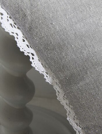 Cuscino sfoderabile con pizzo 'Today'