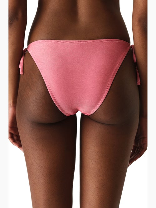 Denisse ruffle slip bikini con volant, vita media penti - Kiabi Denisse ruffle slip bikini con volant, vita media penti - Kiabi