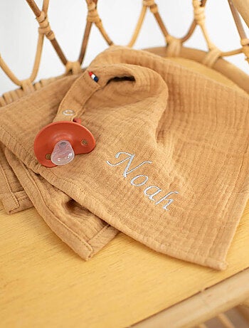 Doudou neonato con porta ciuccio | sevira kids | sevira kids