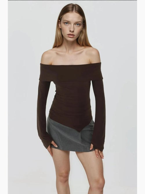 Elegante top aderente con scollo a barca e maniche lunghe hiccup - Kiabi Elegante top aderente con scollo a barca e maniche lunghe hiccup - Kiabi