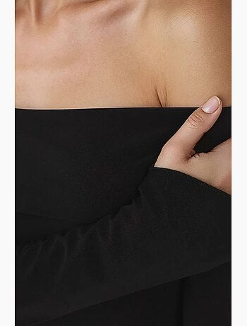 Elegante top aderente con scollo a barca e maniche lunghe hiccup