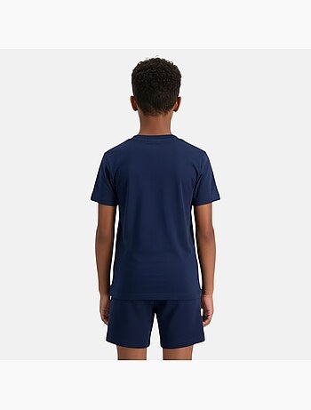 Ellesse - Completo bambino pratico e alla moda composto da due t shirt e un pantaloncino