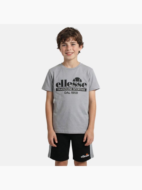 Ellesse - Completo bambino pratico e alla moda composto da due t shirt e un pantaloncino - Kiabi