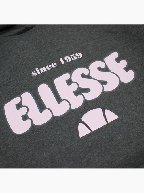 Ellesse - felpa con cappuccio stampata, con cordoncino e tasca a marsupio - Kiabi Ellesse - felpa con cappuccio stampata, con cordoncino e tasca a marsupio - Kiabi
