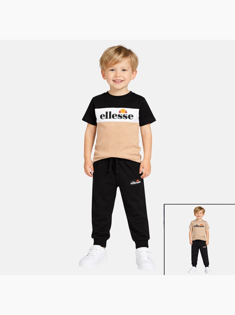 Ellesse - set composto da 2 magliette a maniche corte e pantaloni da jogging Beige - Kiabi