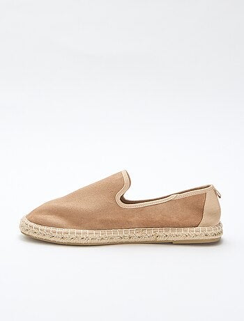 Espadrillas in similpelle scamosciata con suola piatta