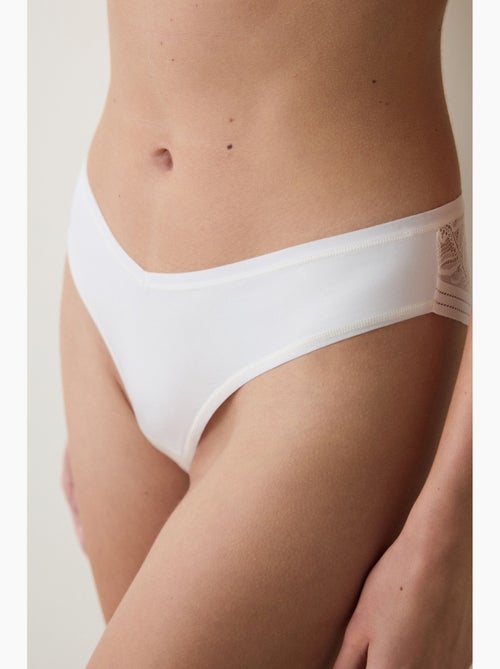 Essentials v shape slip brasiliano penti - Kiabi Essentials v shape slip brasiliano penti - Kiabi