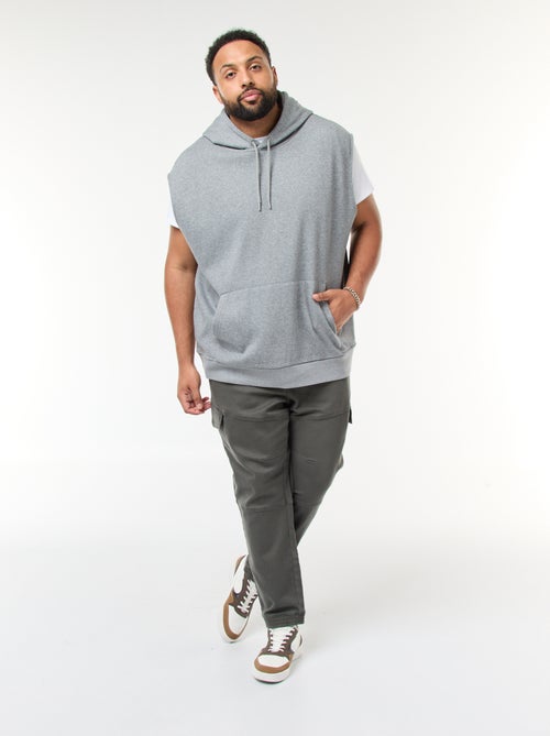 Felpa con cappuccio senza maniche e tasca a marsupio - Kiabi