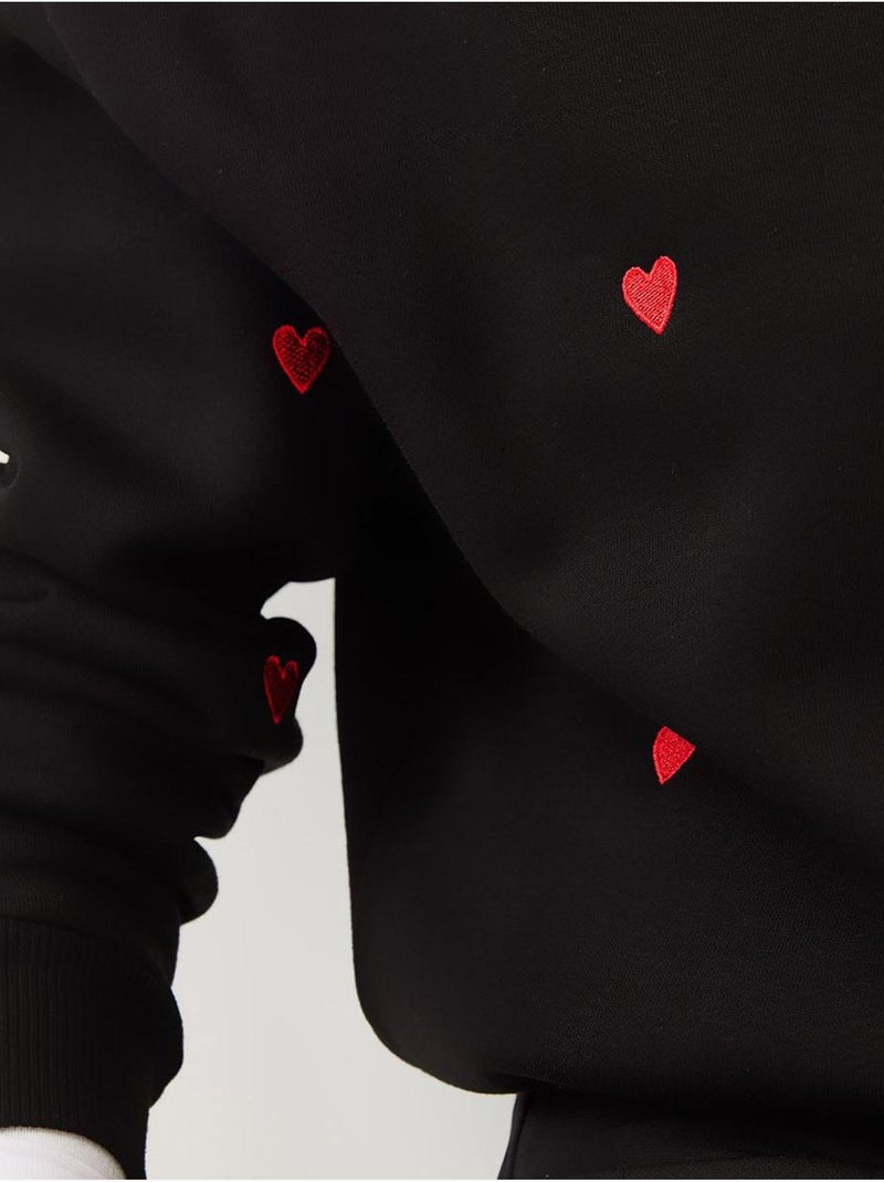 Felpa con girocollo ricamato e vestibilità relaxed lucci Nero - Kiabi