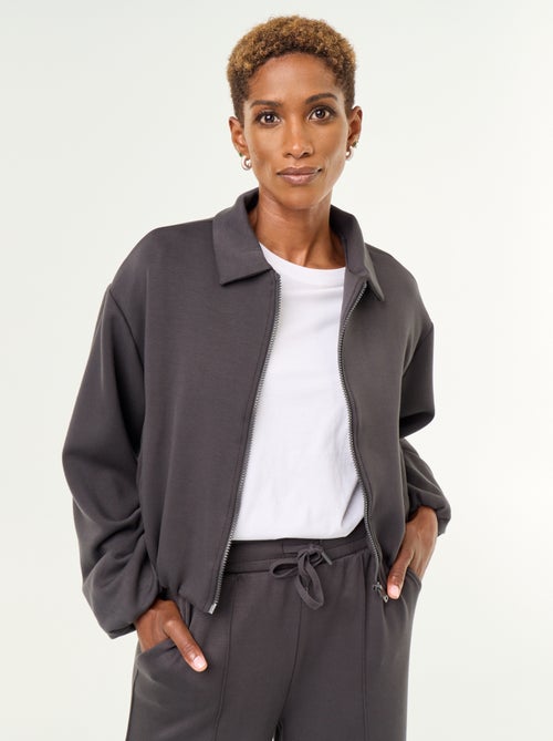 Felpa con zip e colletto a camicia - Kiabi Felpa con zip e colletto a camicia - Kiabi