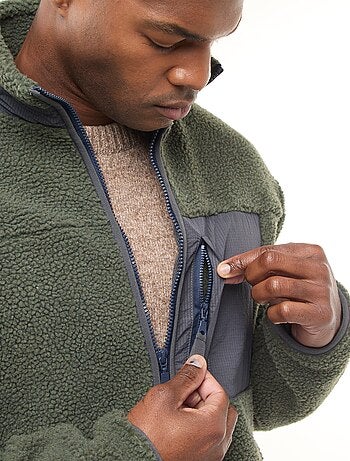Felpa con zip effetto montone