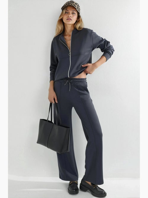 Felpa con zip modal touch e pantaloni a costine co-ord set hiccup - Kiabi Felpa con zip modal touch e pantaloni a costine co-ord set hiccup - Kiabi