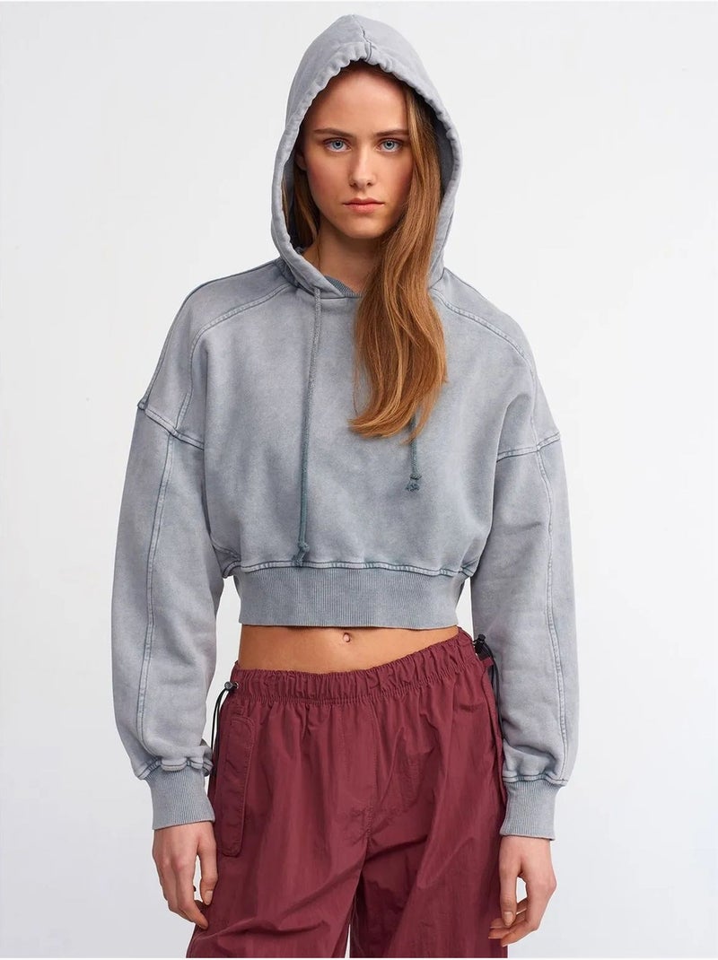 Felpa corta oversize con cappuccio da donna dilvin Grigio - Kiabi