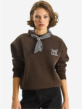 Felpa girocollo con accessorio stampato lucci