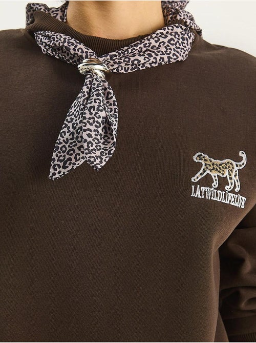 Felpa girocollo con accessorio stampato lucci - Kiabi