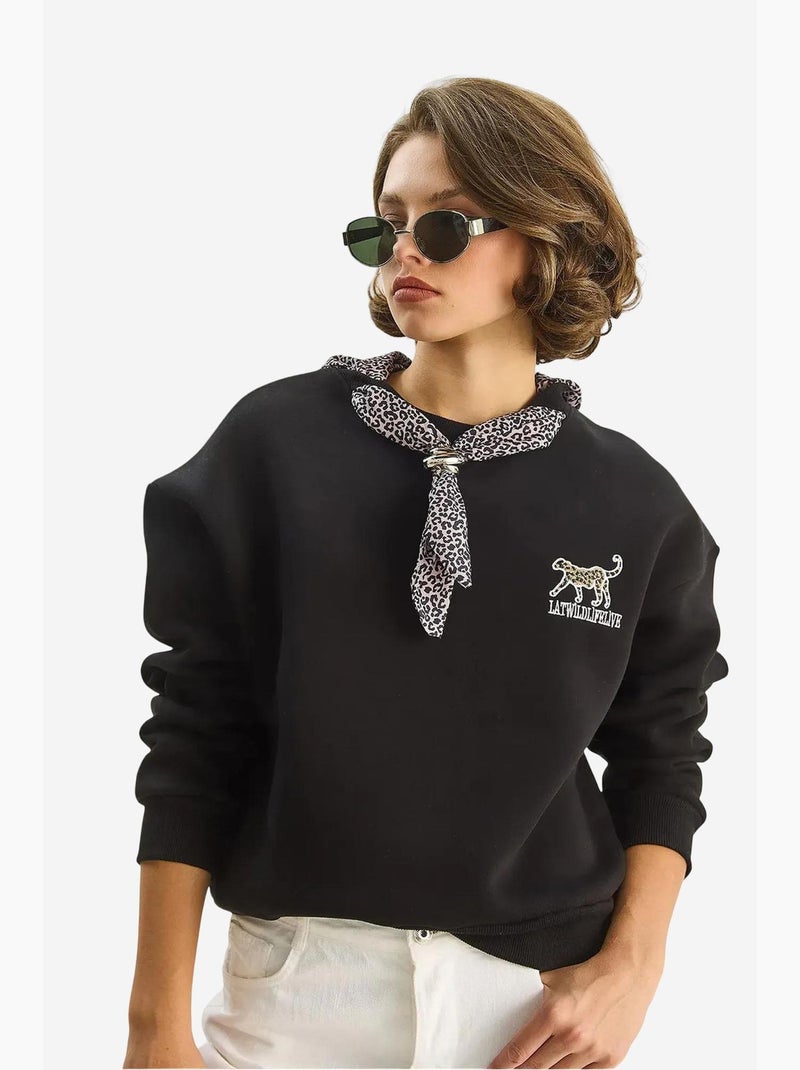 Felpa girocollo con accessorio stampato lucci Nero - Kiabi