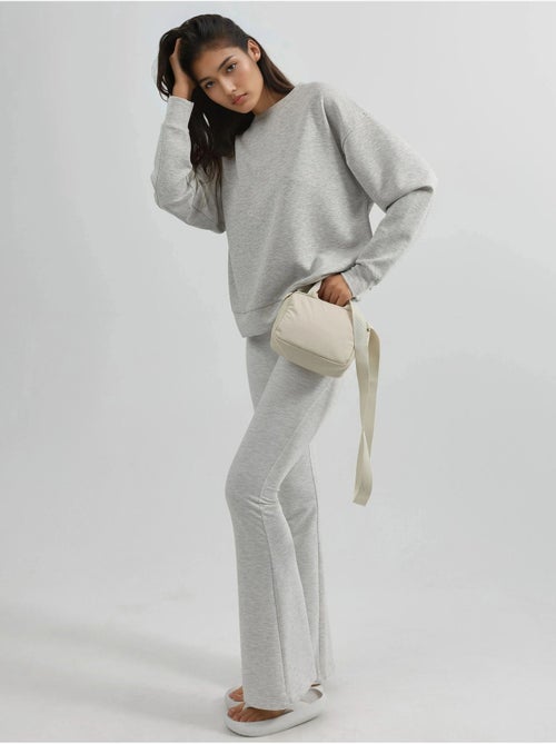 Felpa in modal relaxed fit con girocollo busem - Kiabi Felpa in modal relaxed fit con girocollo busem - Kiabi