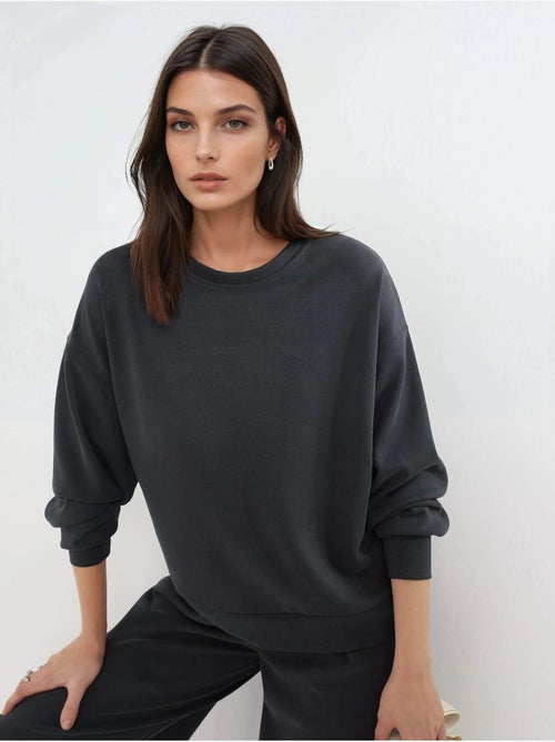 Felpa in modal relaxed fit con girocollo busem - Kiabi Felpa in modal relaxed fit con girocollo busem - Kiabi