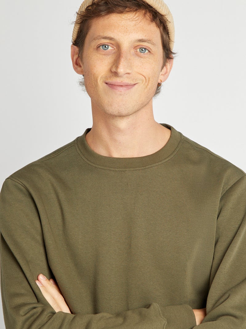 Felpa in tessuto felpato tinta unita con scollo tondo KAKI - Kiabi