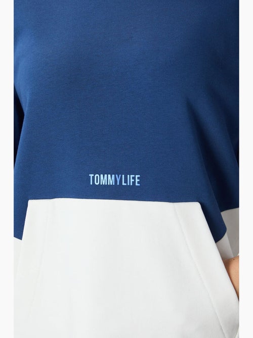 Felpa oversize color block con girocollo tommy - Kiabi Felpa oversize color block con girocollo tommy - Kiabi