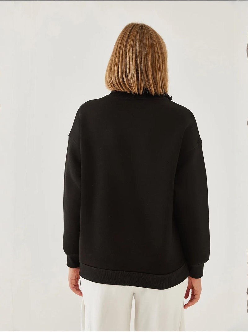 Felpa oversize spazzolata con collo alto e cerniera bianco lucci Nero - Kiabi