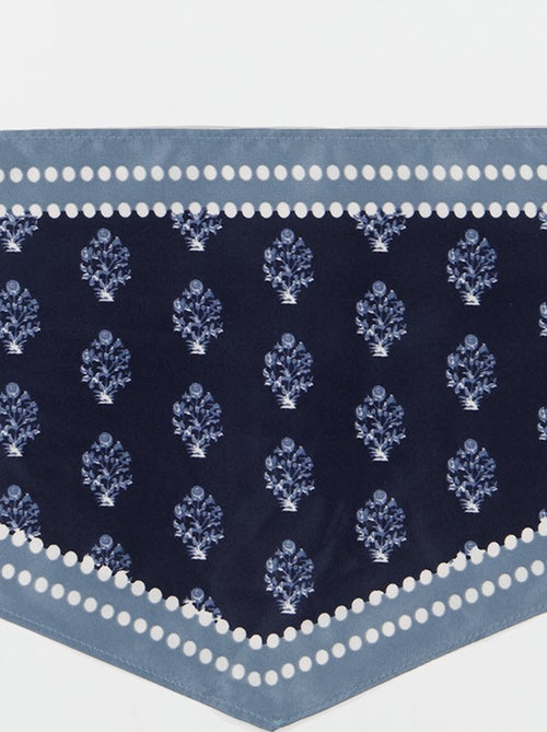 Foulard in raso fantasia - Kiabi Foulard in raso fantasia - Kiabi