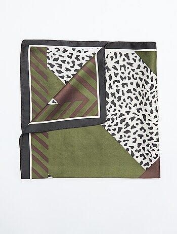 Foulard stampato leopardato