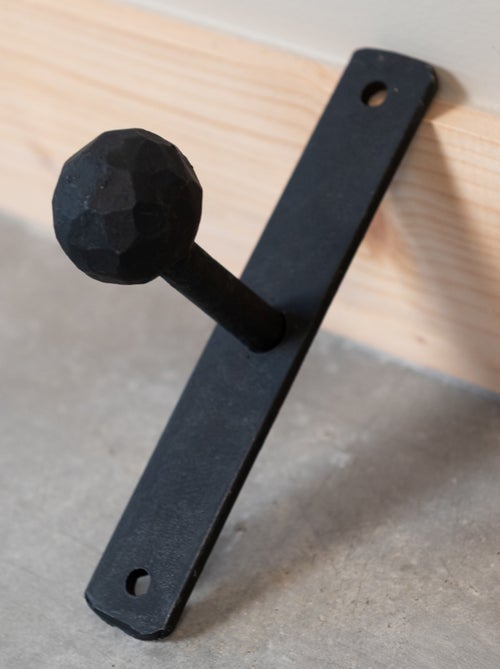 Gancio da parete a forma di palla in metallo grezzo - Kiabi