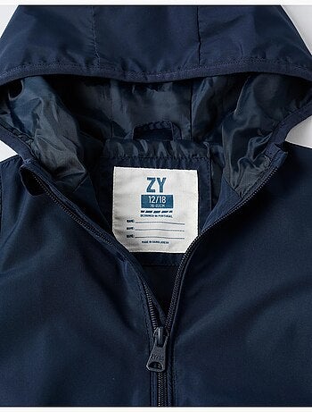 Giacca a vento con hood e tasche