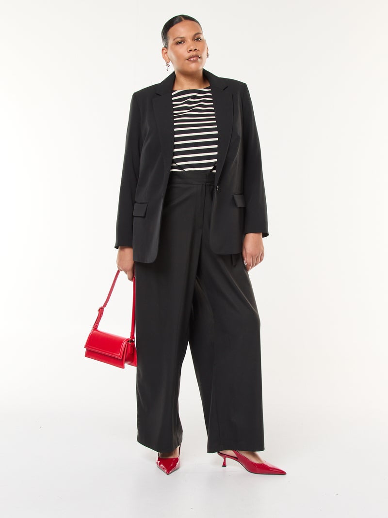 Giacca blazer tinta unita con 2 tasche con patta Nero - Kiabi