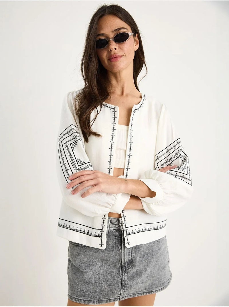 Giacca casual ricamata con girocollo lucci Bianco - Kiabi