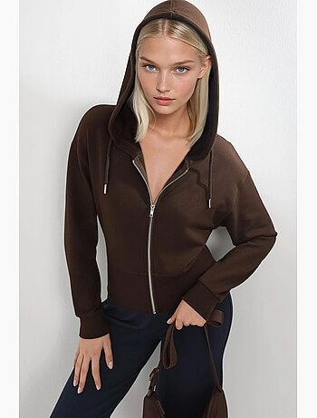 Giacca con cappuccio a maniche lunghe con zip busem