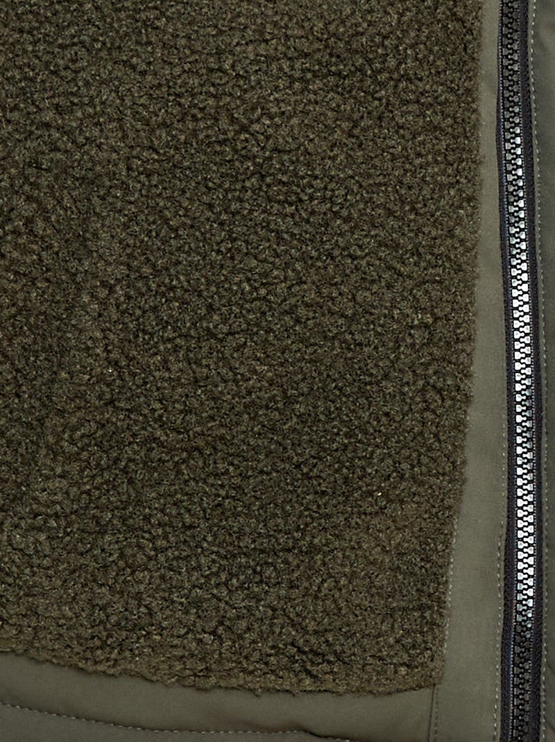 Giacca con cappuccio bimaterica effetto montone Verde - Kiabi