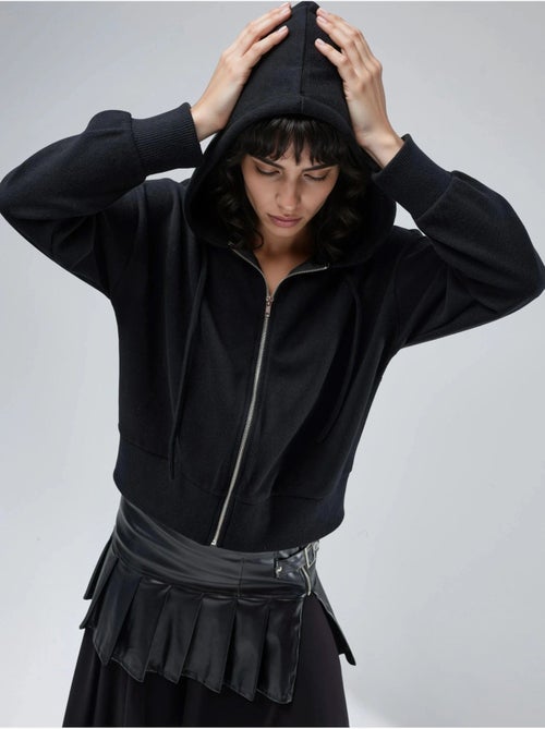 Giacca con cappuccio e zip con tasche busem - Kiabi Giacca con cappuccio e zip con tasche busem - Kiabi