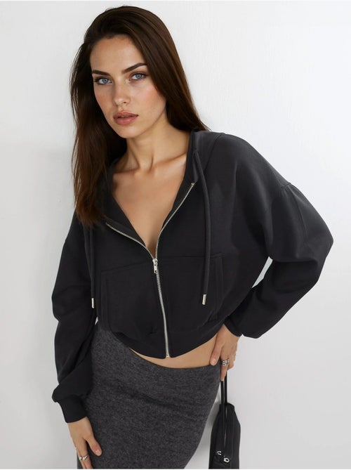 Giacca corta con cappuccio e zip busem - Kiabi Giacca corta con cappuccio e zip busem - Kiabi