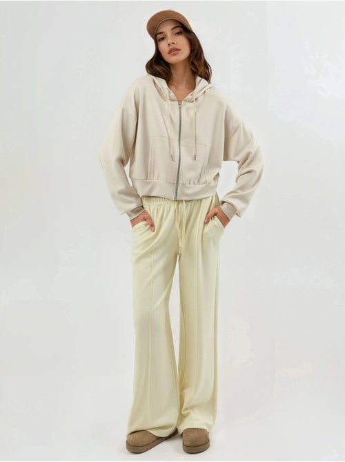 Giacca corta con cappuccio e zip busem - Kiabi Giacca corta con cappuccio e zip busem - Kiabi