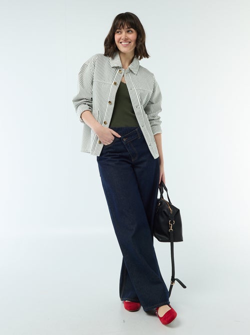 Giacca corta in denim con 2 tasche applicate - Kiabi