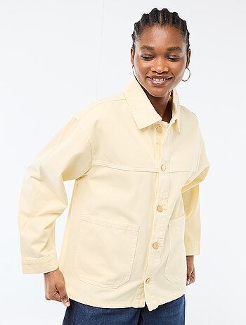 Giacca corta in denim con 2 tasche applicate