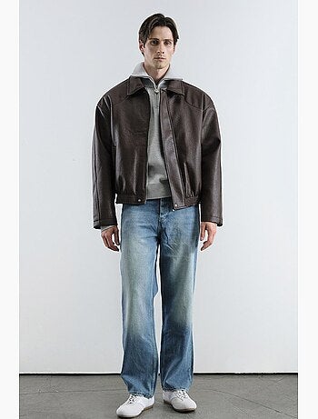 Giacca corta in ecopelle con zip giesto