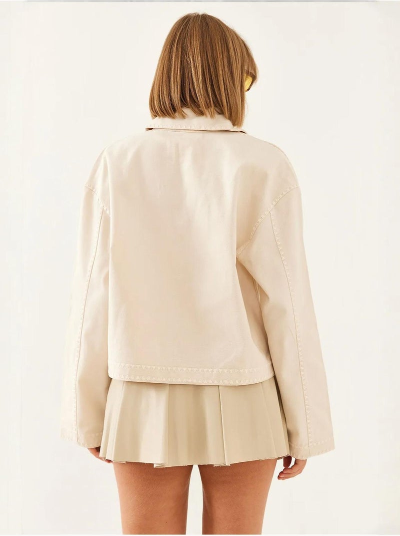 Giacca corta in tessuto con colletto a camicia ricamata lucci Beige argilla - Kiabi